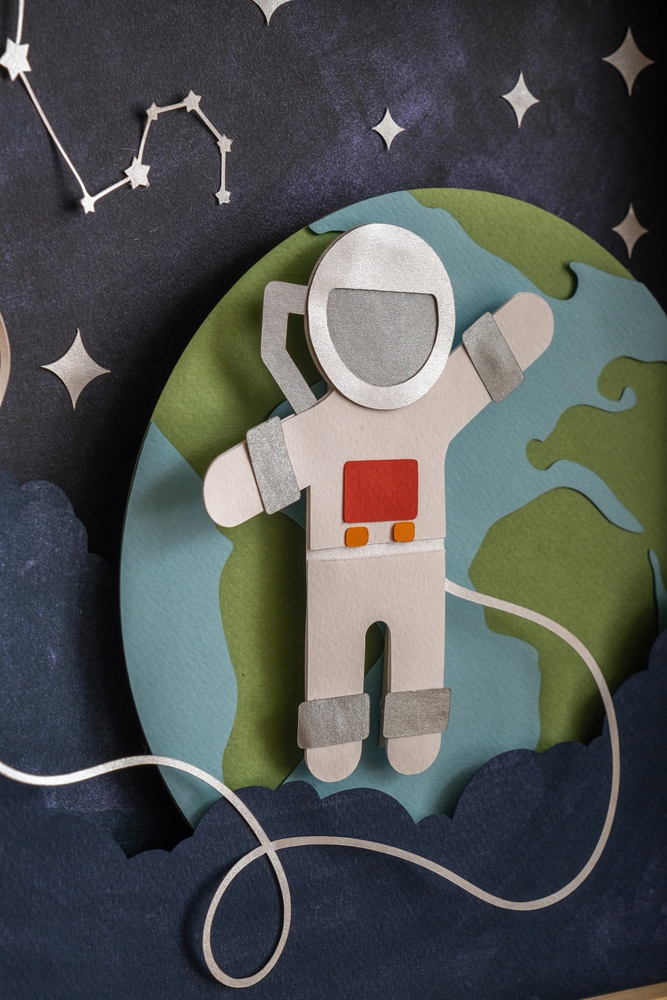 SPACE 01 - Paper Art için detayları göster